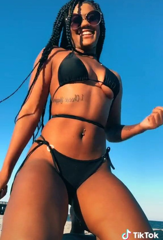 3. Captivating Aanaejha Jordan in Black Bikini