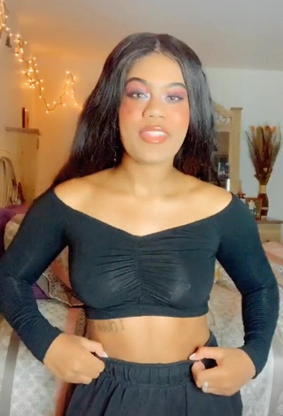 1. Beautiful Aanaejha Jordan Braless and Bouncing Boobs