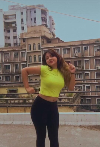 1. Irresistible Aneesah Ukani in Crop Top in a Street