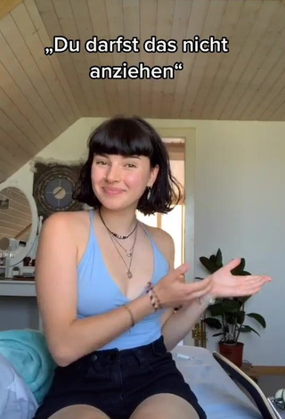 1. Captivating Anna annvble without Brassiere