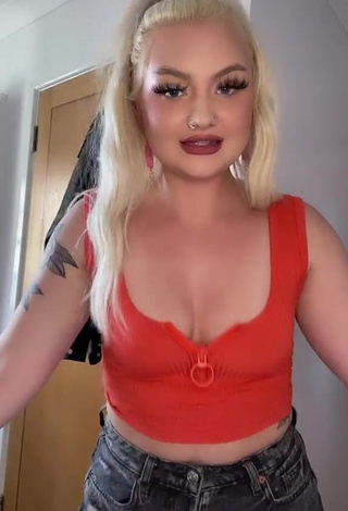 Wonderful Lowri Rose-Williams in Red Crop Top and Bouncing Boobs