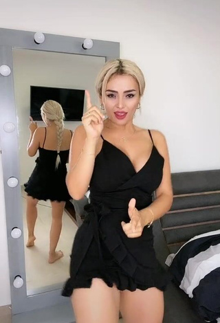 3. Cute Alemia Rojas Shows Cleavage in Black Sundress