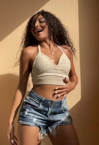 3. Irresistible Any Gabrielly in Beige Crop Top