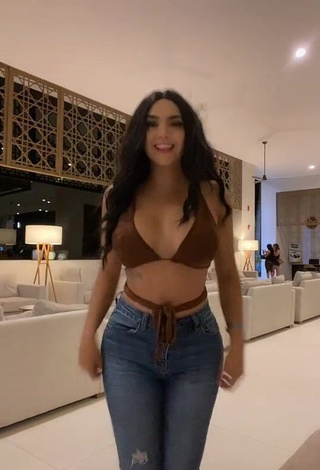 1. Beautiful Abril Abdamari Garza Alonso Shows Cleavage in Sexy Brown Crop Top