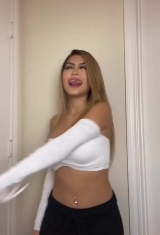 Desiree Montoya Shows Cleavage in Sweet White Crop Top