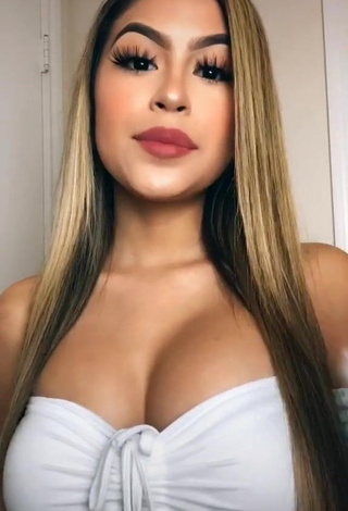 1. Desiree Montoya Shows Cleavage in Inviting White Crop Top