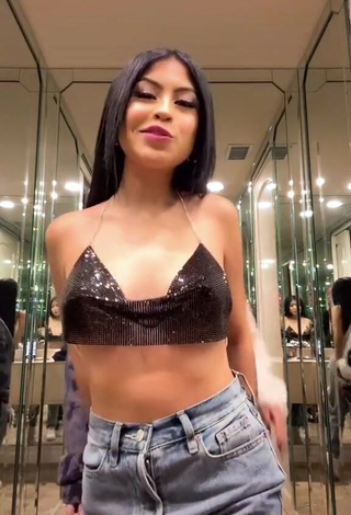 1. Adorable Desiree Montoya Shows Cleavage in Seductive Black Crop Top