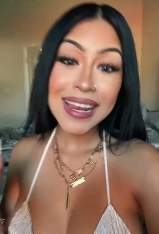 Cute Desiree Montoya Shows Cleavage in Bikini Top