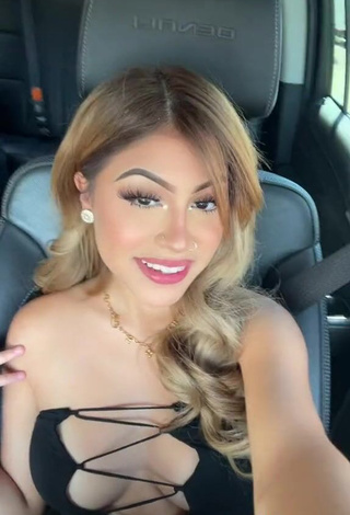 3. Desiree Montoya Shows her Hot Cleavage in a Car