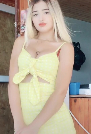 1. Erotic Eda Aslankoç in Yellow Dress