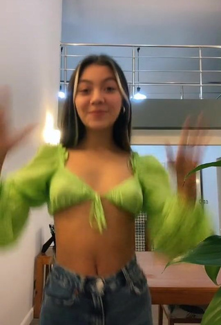 Erotic Ferchis in Green Crop Top