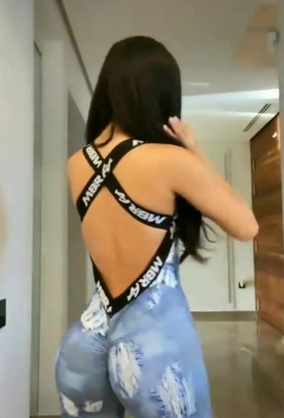 3. Attractive Franjomar Shows Butt