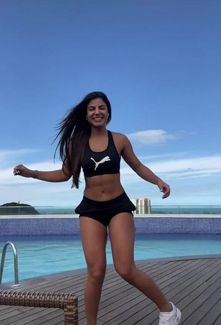 1. Hot Hariany Nathália Almeida in Black Crop Top at the Swimming Pool