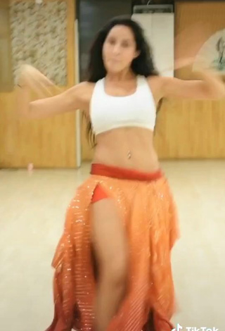 2. Erotic Nora Fatehi in White Crop Top