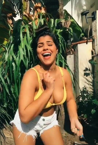 1. Julia Antunes Looks Sweet in Yellow Bikini Top and Bouncing Boobs