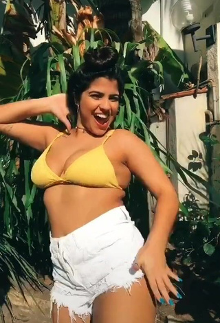 3. Julia Antunes Looks Sweet in Yellow Bikini Top and Bouncing Boobs