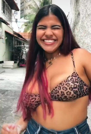 Wonderful Julia Antunes Shows Cleavage in Leopard Bikini Top