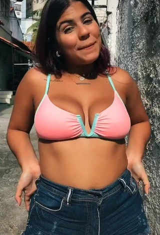 1. Julia Antunes Looks Seductive in Pink Bikini Top and Bouncing Breasts