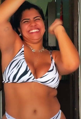 Breathtaking Julia Antunes Shows Cleavage in Zebra Bikini and Bouncing Tits