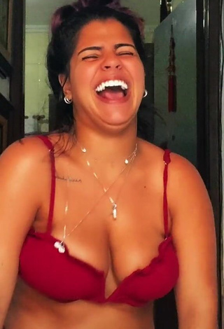 3. Amazing Julia Antunes Shows Cleavage in Hot Red Bikini and Bouncing Breasts