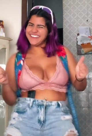 1. Hottie Julia Antunes Shows Cleavage in Pink Crop Top and Bouncing Tits