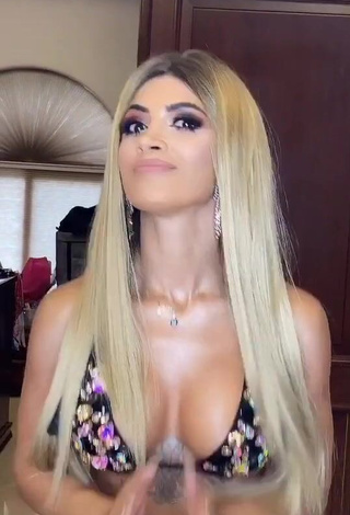 Captivating Kimberly Flores Shows Cleavage in Bikini