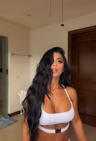 Beautiful Kimberly Flores Shows Cleavage in Sexy White Crop Top