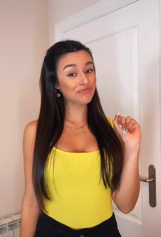 3. Erotic Marta Díaz in Yellow Top