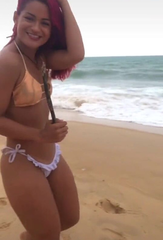 Seductive Mayca Delduque in Bikini at the Beach