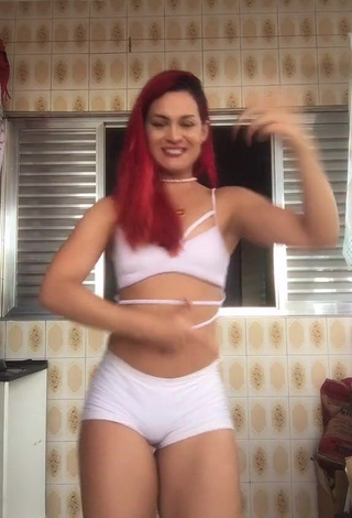 3. Fine Mayca Delduque in Sweet White Crop Top