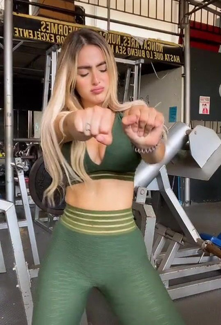 Irresistible Nicolle Figueroa in Olive Leggings in the Sports Club and Bouncing Breasts