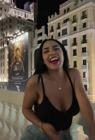 3. Captivating Pao Castillo Shows Cleavage in Black Crop Top and Bouncing Breasts