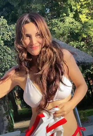 Captivating Rosángela Espinoza Shows Cleavage in Bikini