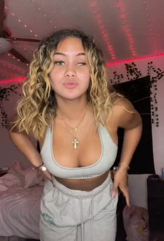 1. Irresistible Shayla Marie Shows Cleavage in Grey Sport Bra and Bouncing Boobs