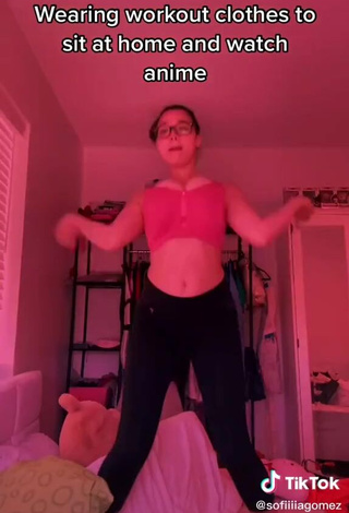 2. Lovely Sofia Gomez Shows Cleavage in Pink Crop Top and Bouncing Tits