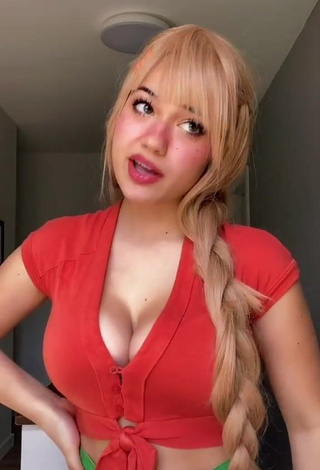 Wonderful Sofia Gomez Shows Cleavage in Red Crop Top and Bouncing Tits