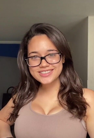 Really Cute Sofia Gomez Shows Cleavage in Grey Crop Top