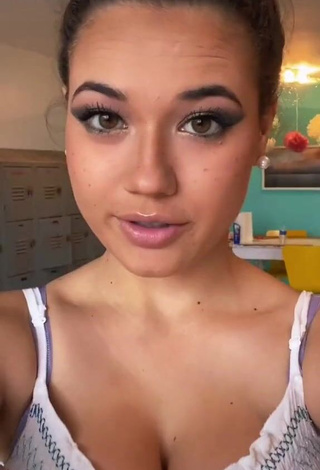 Pretty Sofia Gomez Shows Cleavage in Crop Top