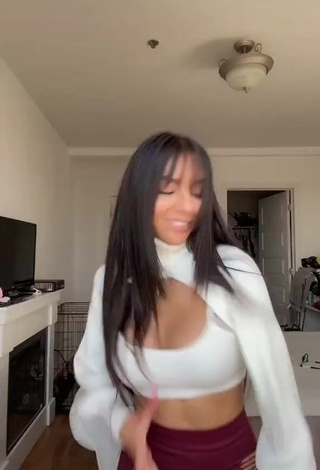 Sexy Christina Kalamvokis Shows Cleavage in White Crop Top and Bouncing Boobs