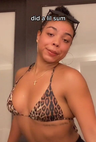 1. Erotic Syera Plitt in Leopard Bikini Top