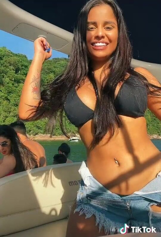 Hottie Tati Nunes in Black Bikini Top on a Boat and Bouncing Breasts