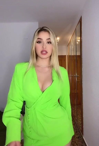 1. Irresistible Teressa Dillon Shows Cleavage in Lime Green Dress and Bouncing Tits