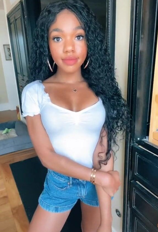 1. Captivating Teala Dunn Shows Cleavage in White Top