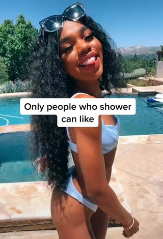 1. Sensual Teala Dunn in Blue Bikini at the Pool