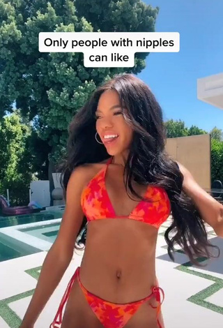 1. Hottie Teala Dunn Shows Cleavage in Bikini at the Pool