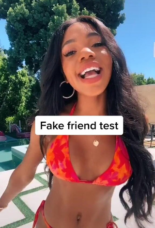 1. Breathtaking Teala Dunn Shows Cleavage in Bikini at the Pool