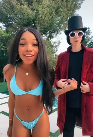 3. Dazzling Teala Dunn Shows Butt at the Swimming Pool and Bouncing Boobs