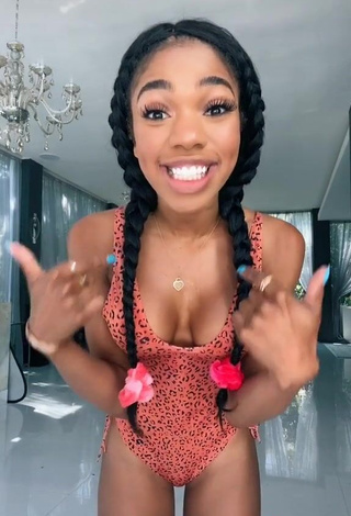 2. Irresistible Teala Dunn Shows Cleavage in Leopard Swimsuit and Bouncing Boobs