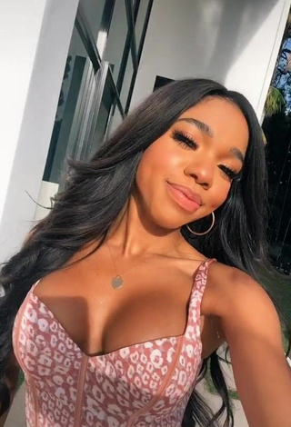 1. Beautiful Teala Dunn Shows Cleavage in Sexy Leopard Crop Top