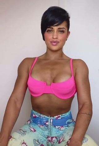 3. Sexy Yanne Shows Cleavage in Pink Bikini Top